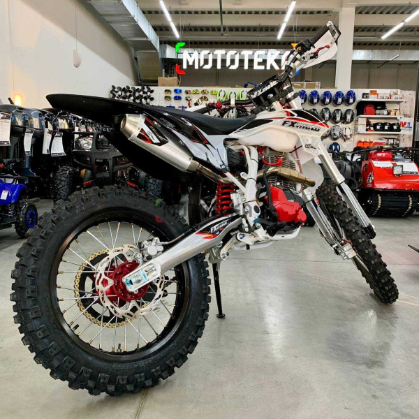 Мотоцикл кроссовый / эндуро FXMOTO (ФХМото) CB 300 F белый | Мототека