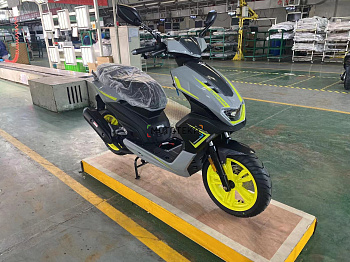 Скутер Regulmoto (Регулмото) X - 1 (LJ - 2) белый/красный с ПТС